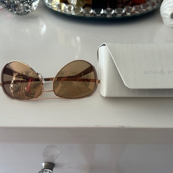 MICHAEL KORS CHELSEA SUNGLASSES=NEW - Picture 9 of 9